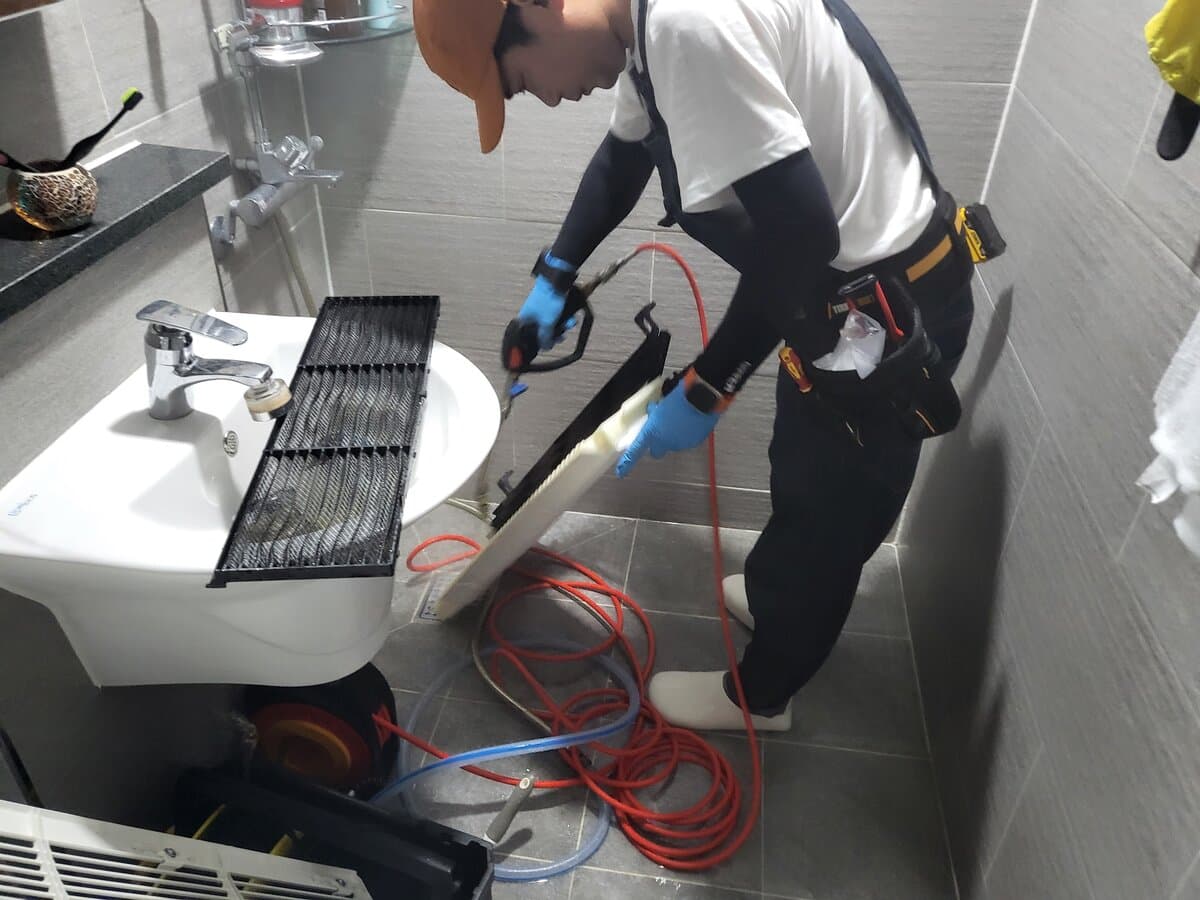 고압수 분사로 에바포레이터 세척